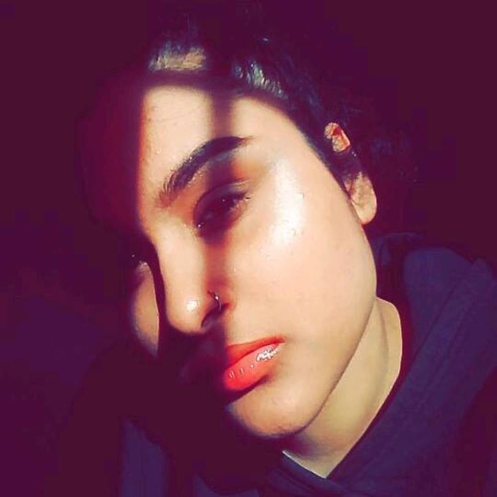 Meet your Posher, Kay